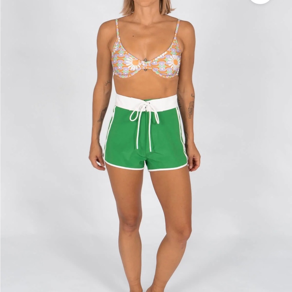 Adorable high waisted  Inner relm boardshorts. Great for surfing or swimming!